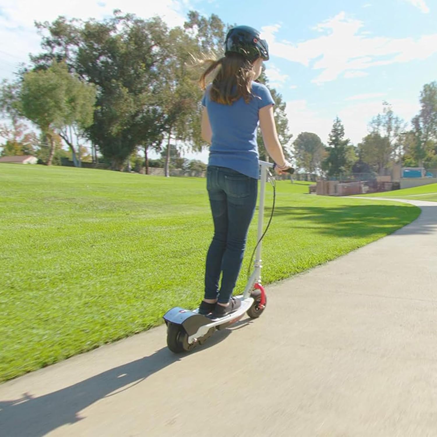 E200 Electric Scooter 12 MPH High-Torque Motor 40 Min Ride Time White
